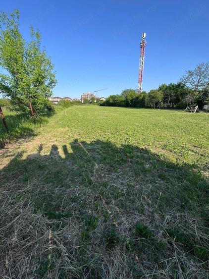 Teren de 2500 mp, în Central