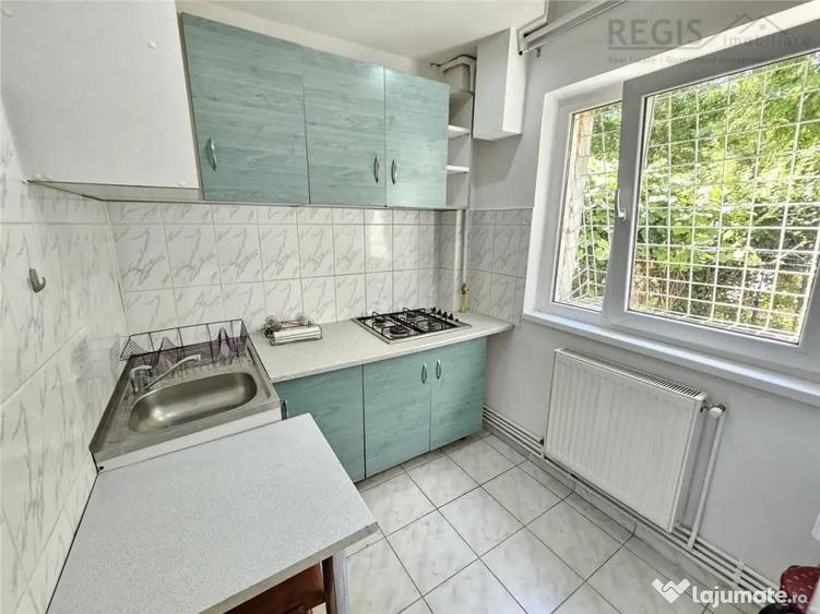 Garsonieră în Răcădău
