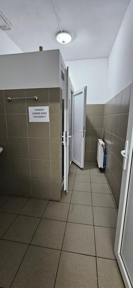 Casă individuală cu 12 camere cu Canalizare în Mihai Bravu