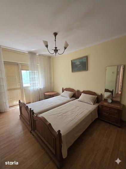 Apartament cu 3 camere decomandat în Militari