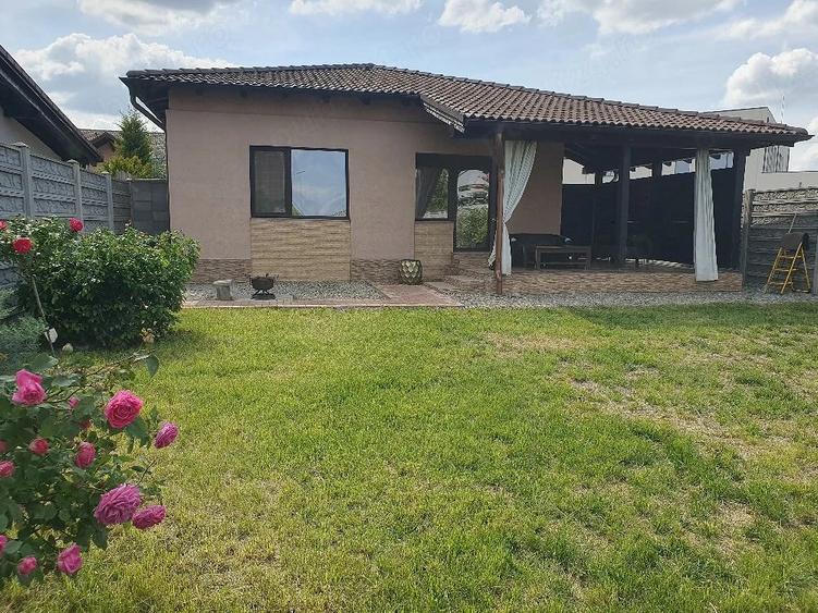 Casa la sol in Localitatea Vladimirescu - 1