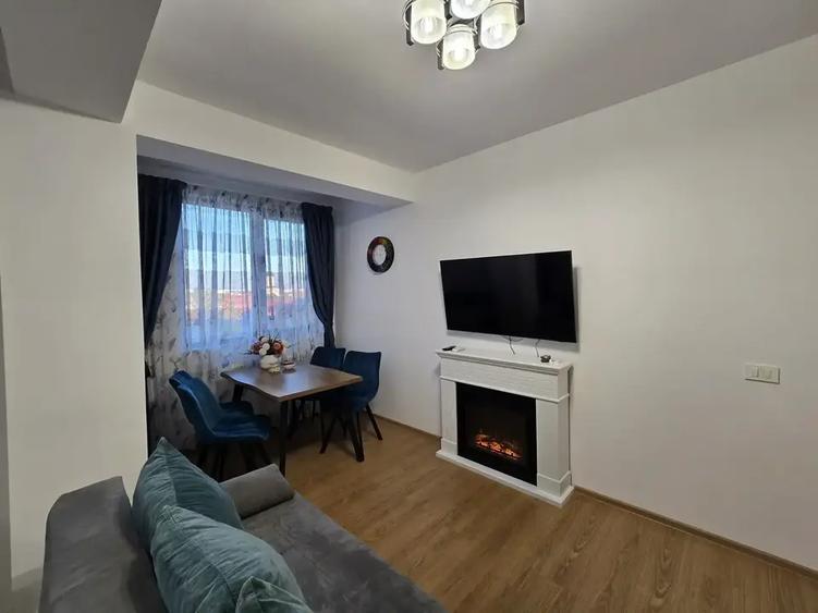 Apartament cu 3 camere decomandat, mobilat în Vest