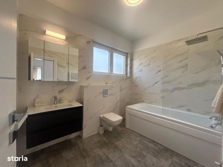 Casă cu 4 camere cu Teren 925 Mp în Cisnădioara