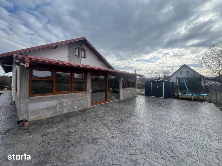 Casă cu 3 camere cu Teren 400 Mp în Holboca