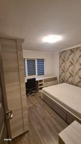 Apartament cu 3 camere în Zorilor