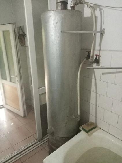 Casă cu 4 camere cu Teren 415 Mp în Fetești-Gară