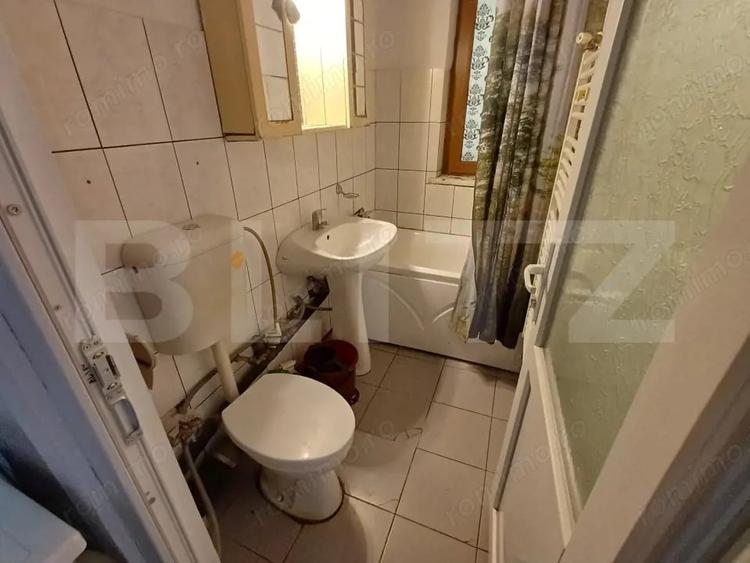Apartament de inchiriat, cu 2 camere, 40 mp, zona 9 Mai - 4