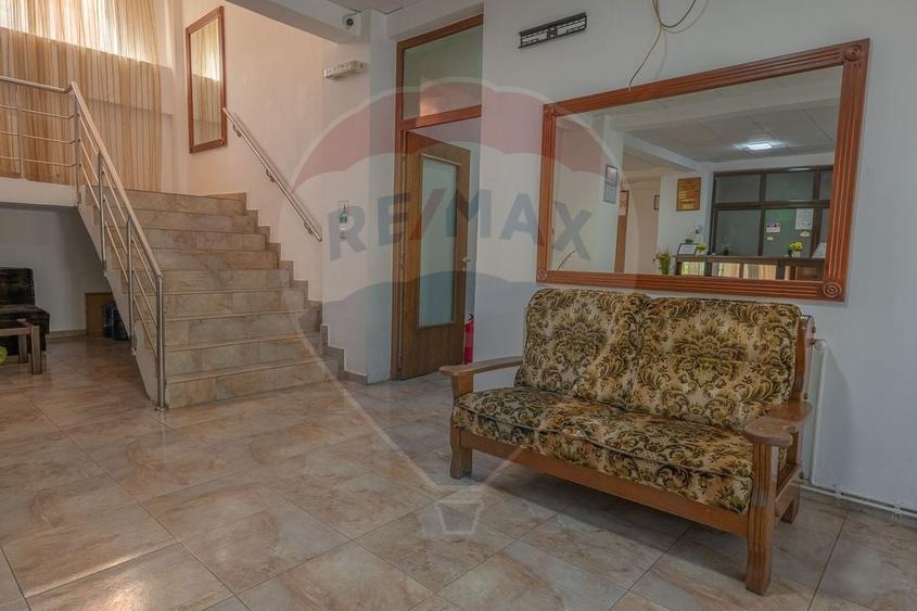Hotel de vanzare la cateva minute de Podul Mogosoaia –Cu 40 de camere - 41