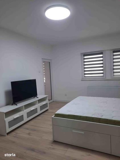 Garsoniera moderna, noua, Ultracentral - 1