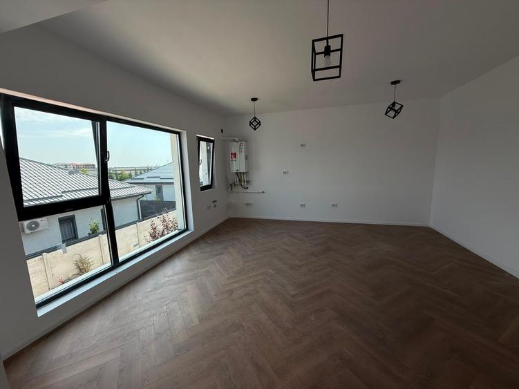 Apartament cu 2 camere în Exterior Est