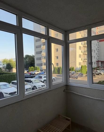 Apartament cu 3 camere, mobilat în Păcii