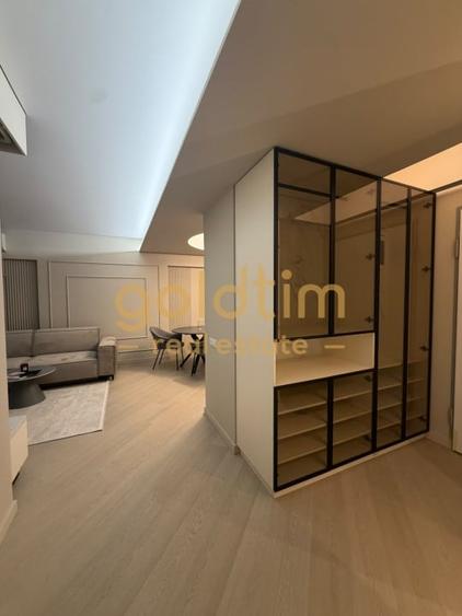 Apartament cu 3 camere decomandat, mobilat în Pipera