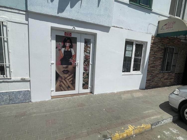 Spațiu comercial, de 12 mp, în Central