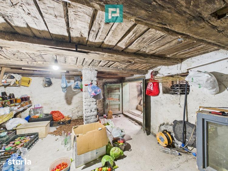 Casă cu 3 camere cu Teren 3843 Mp în Șicula