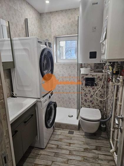 Garsonieră decomandată, mobilată în P-ța Romană