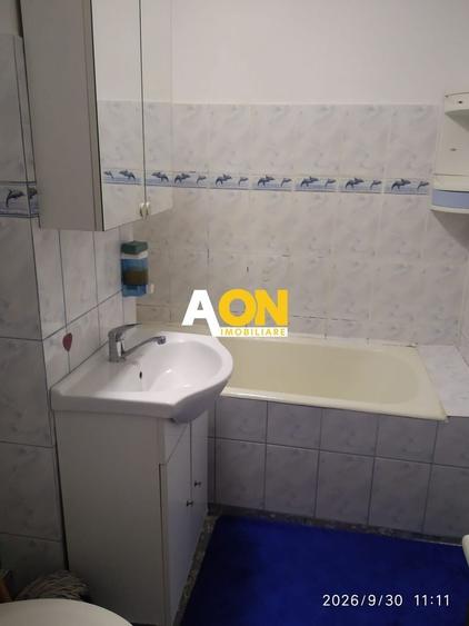 Apartament cu 2 camere semidecomandat, mobilat în Cetate