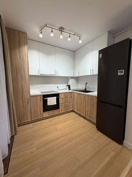 Apartament cu 3 camere, mobilat în Aviației