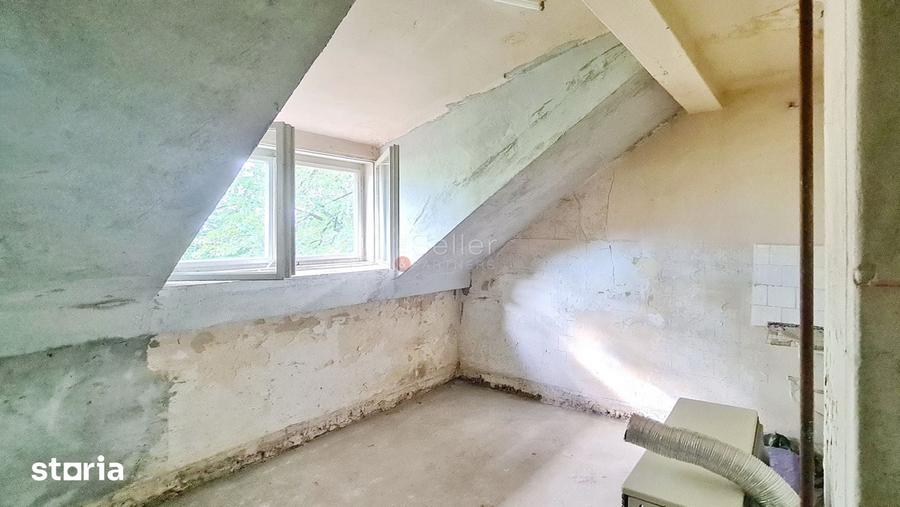 Apartament cu 4 camere decomandat în Bartolomeu