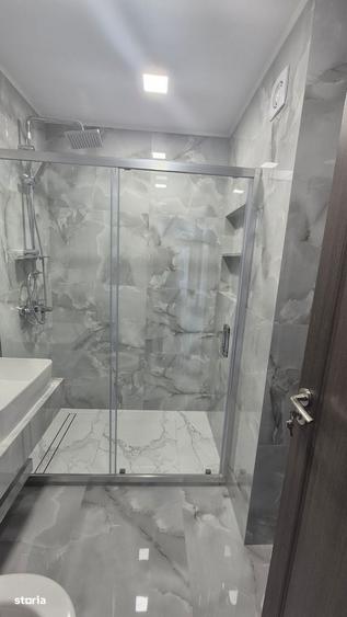 Apartament cu 3 camere în Micro 1