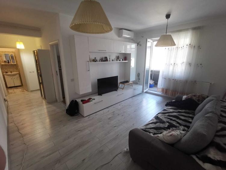Apartament cu 2 camere decomandat în Chiajna