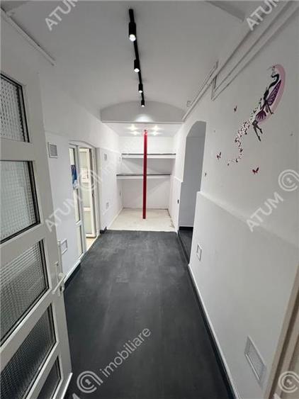 Birou, de 94 mp, în Aeroport