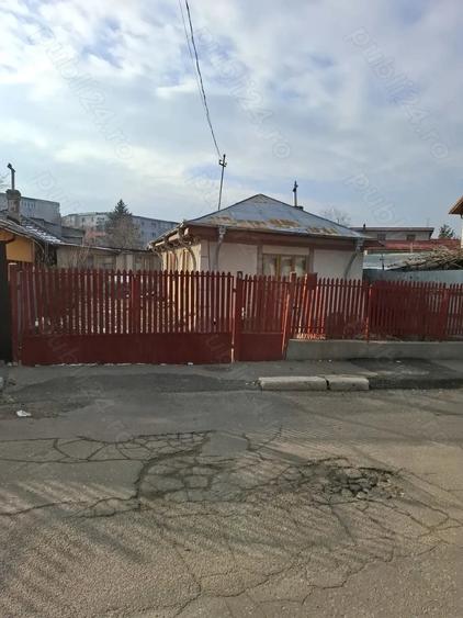 Casă cu Teren 3 Mp în Gară