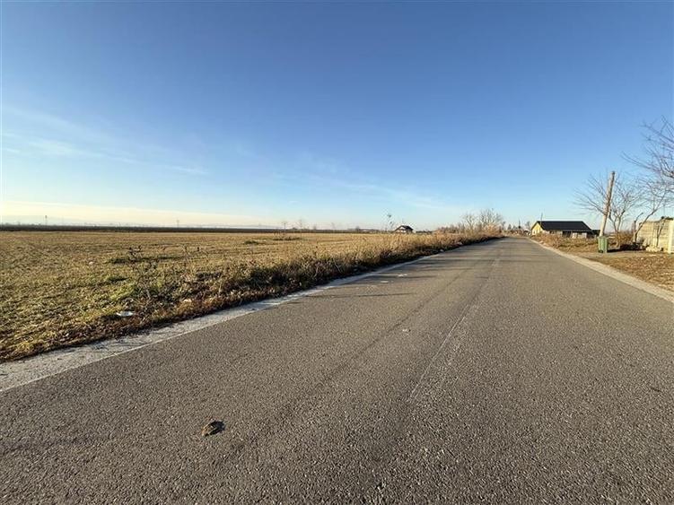 Teren agricol extravilan de 3600 mp, în Exterior Est