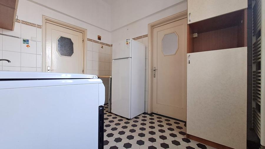Apartament cu 2 camere decomandat, mobilat în Armeneasca