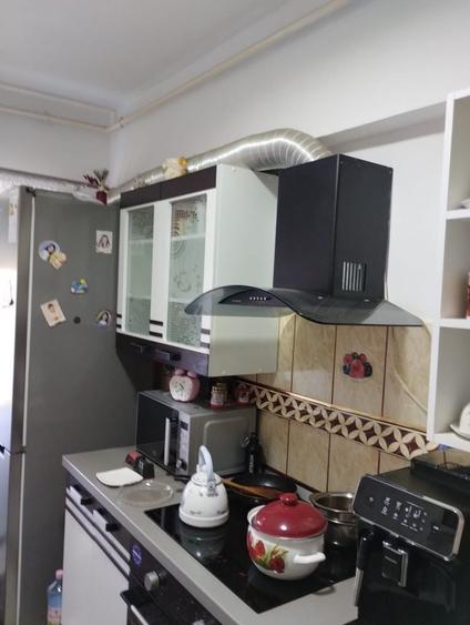Apartament cu 2 camere semidecomandat în Florești