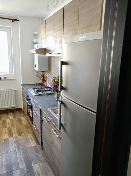Apartament cu 2 camere decomandat în Astra