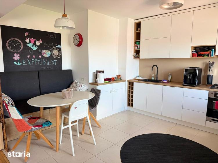 Apartament cu 4 camere în Decebal