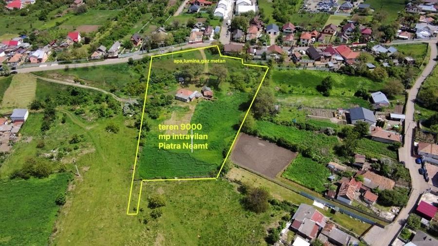 Teren intravilan de 9000 mp, în Vânători