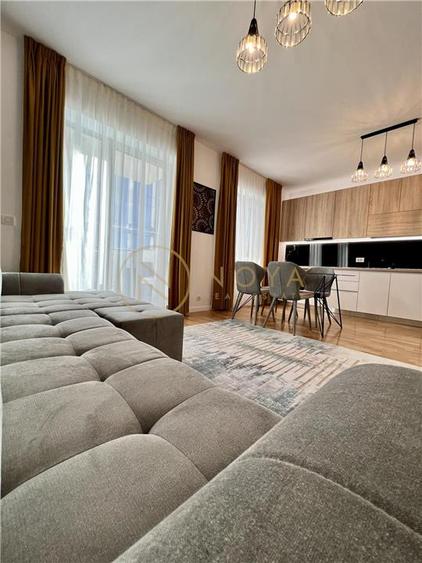 Apartament cu 3 camere semidecomandat, mobilat în Domenii