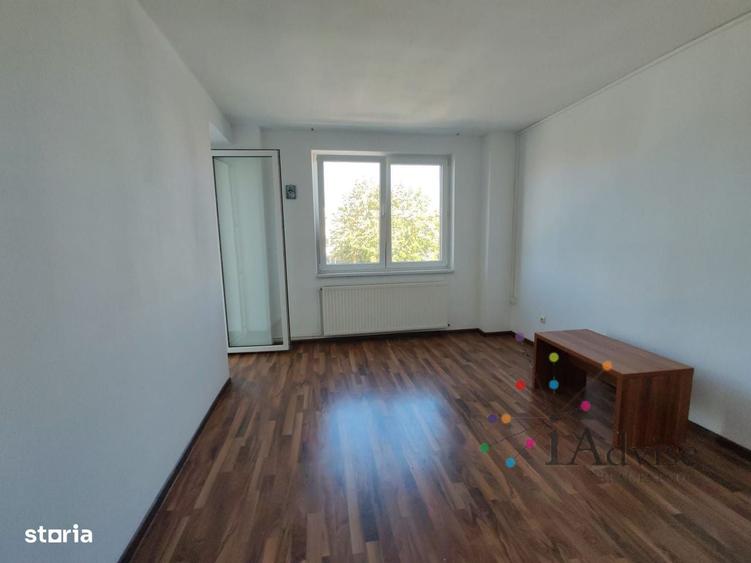 Spațiu comercial, de 65 mp, în Central