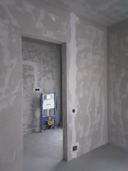 Duplex cu 7 camere cu Canalizare în Europa