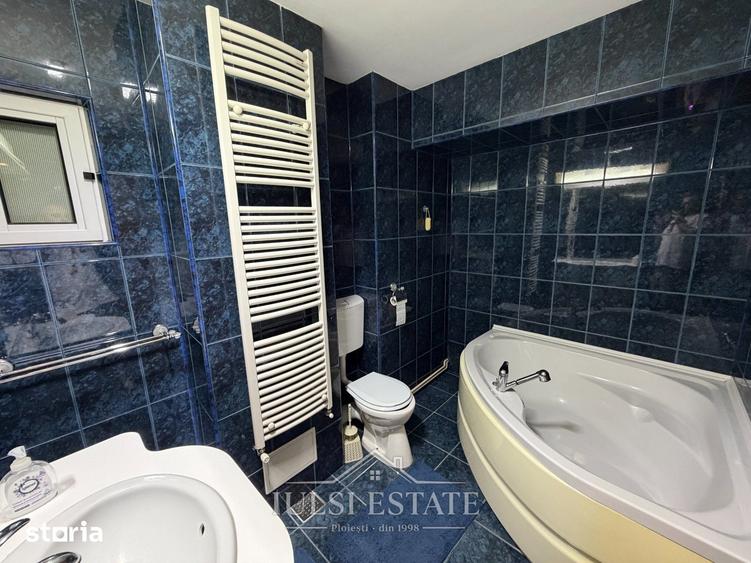 Apartament cu 3 camere decomandat în Republicii