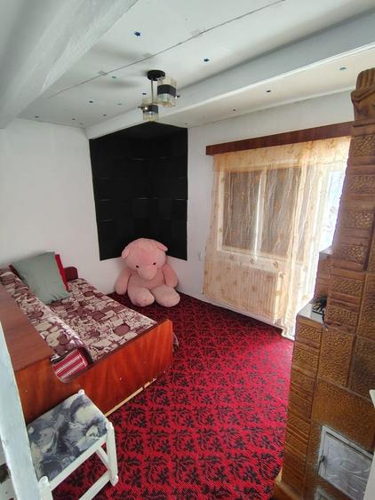 Casă cu 4 camere în Mihail Kogălniceanu