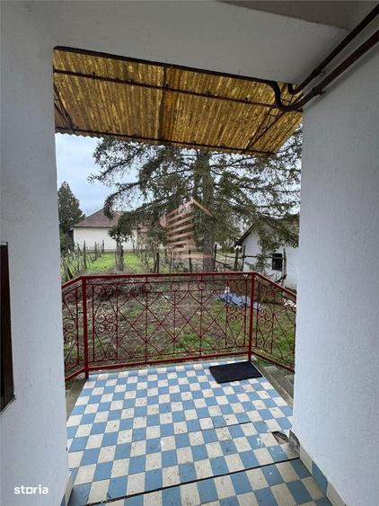 Casă cu 4 camere cu Teren 2000 Mp în Central