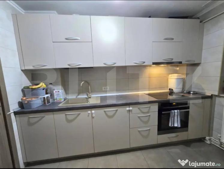 Apartament cu 2 camere, 50 mp, etaj intermediar, renovat, z - 5