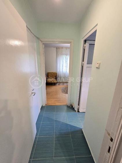Apartament cu 2 camere în Podu Roș