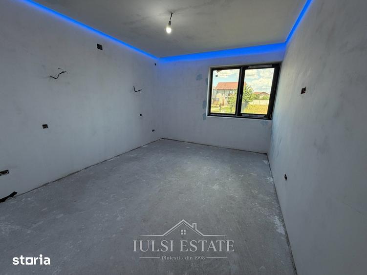 Casă cu 5 camere cu Teren 704 Mp în Târgșoru Vechi