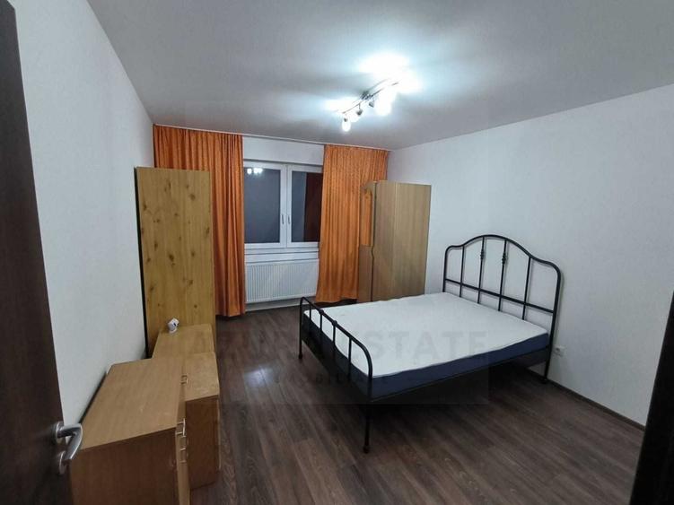 Apartament cu 2 camere decomandat, mobilat în Exterior Sud