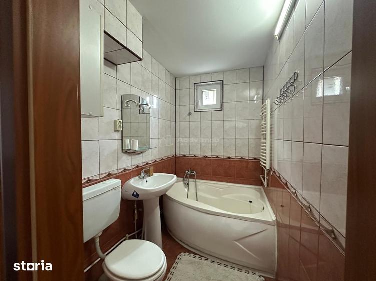 Apartament cu 3 camere semidecomandat în Luncă