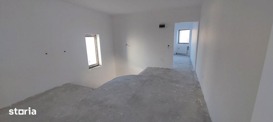 Casă cu 5 camere cu Teren 843 Mp în Dorobanți