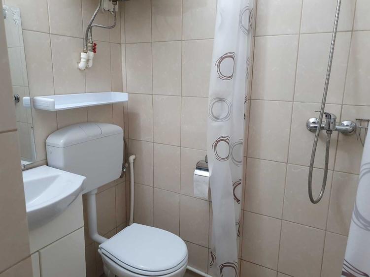 Garsonieră decomandată în Nord