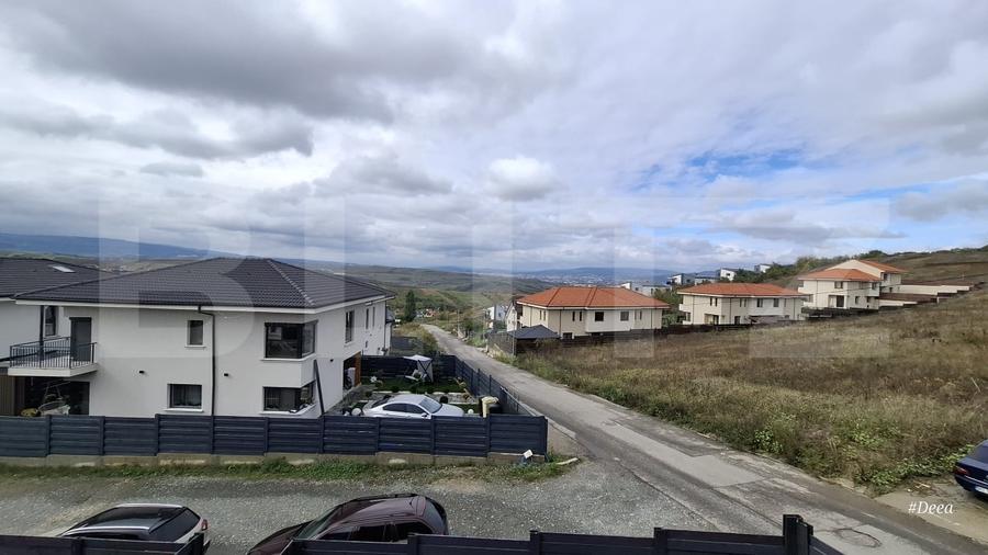 Duplex cu 4 camere cu Canalizare în Dezmir