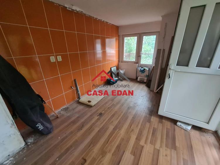 Casă individuală cu 3 camere cu Teren 903 Mp în Câmpina