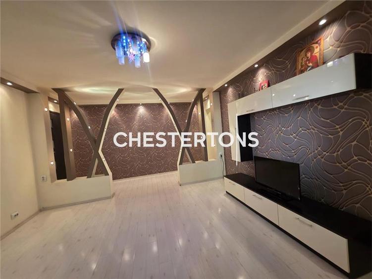 Apartament cu 3 camere decomandat, mobilat în Drumul Taberei