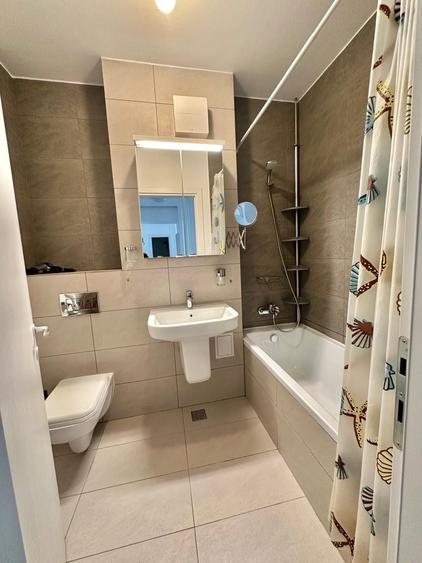 Apartament cu 2 camere semidecomandat în Dristor