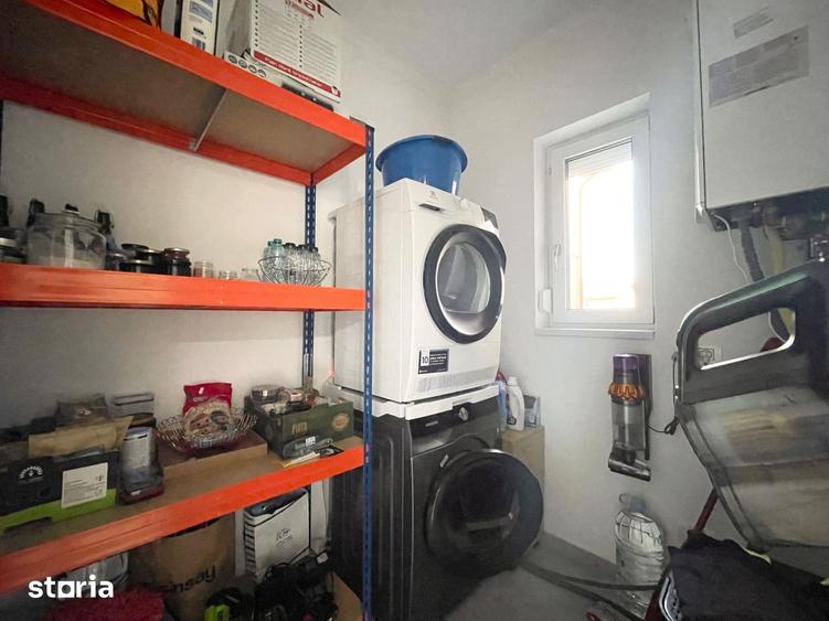 Casă cu 4 camere cu Teren 276 Mp în Moșnița Nouă